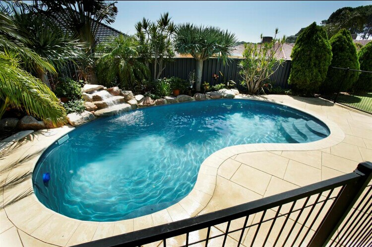 游泳池工程-私家別墅泳池
